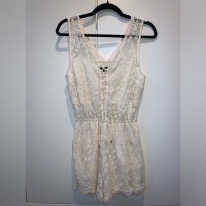 DO+BE Cream Romper